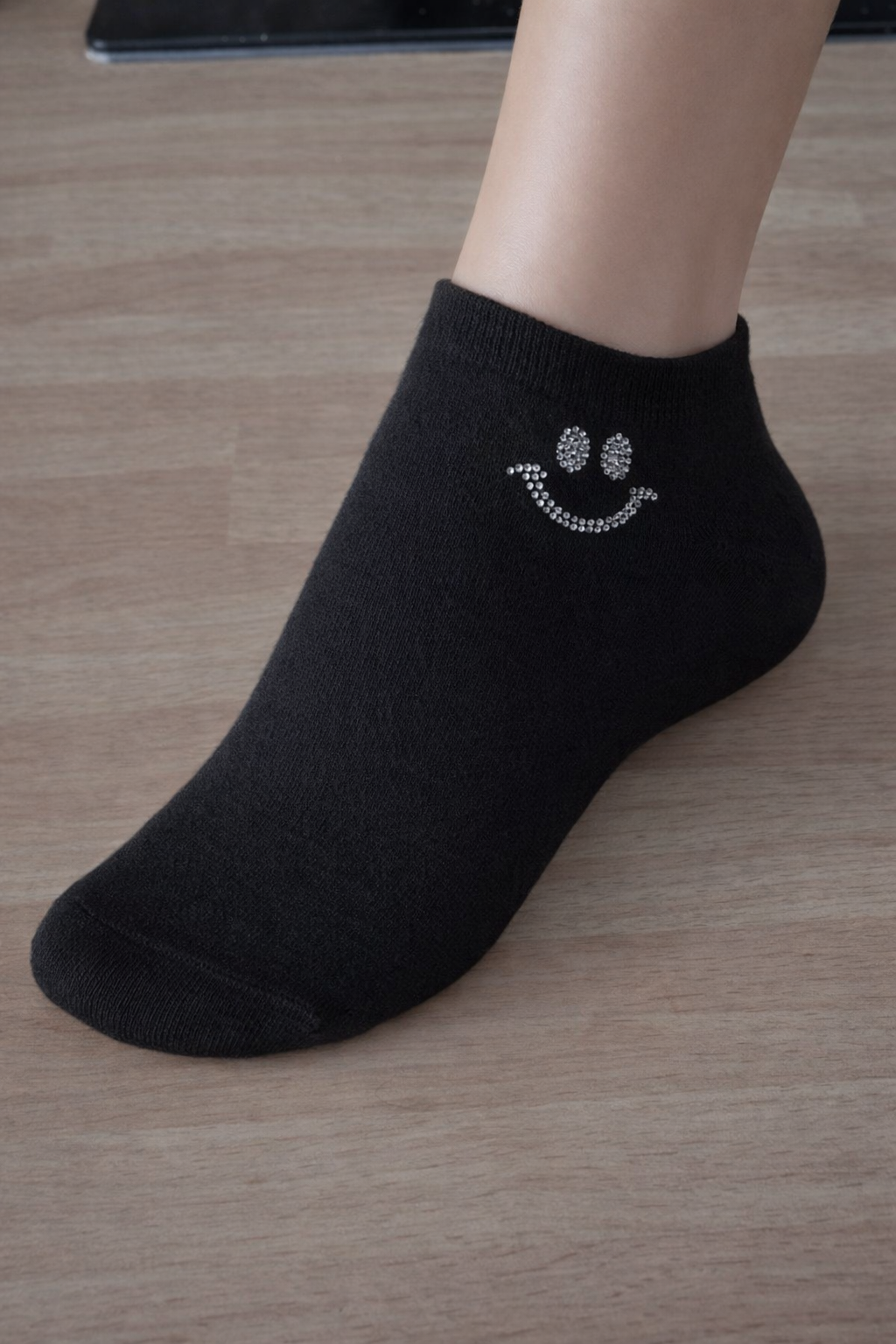 Socken mit Strasssteine als Smiley