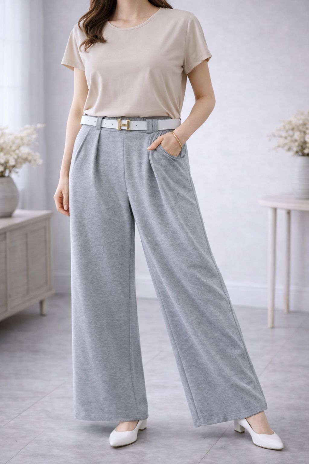 Schöne bequeme Hosen mit Gürtel